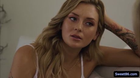 Slutty lesbians Charlotte Sins and Kayla Paige scissoring