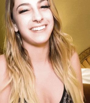 Sweet Kristen is excited to try her new toy on you