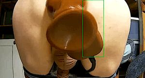 Stretch me open. It feels so good