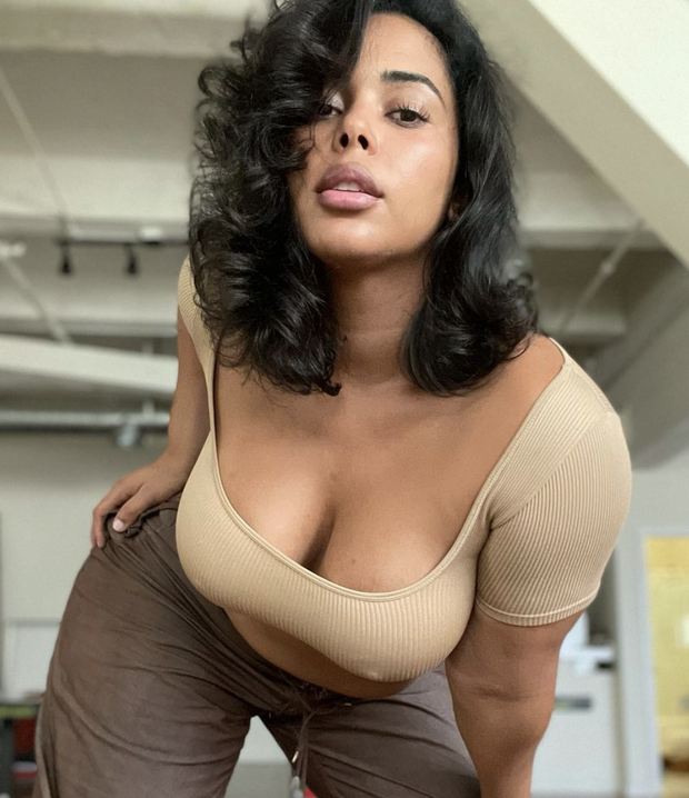 Tabria Majors