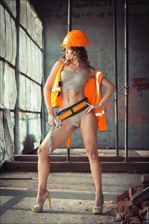 Working chick