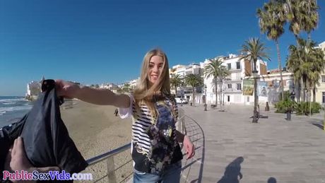 Public euro shows off body before doggystyle and blowjob on the street