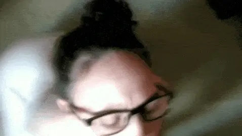 Cumshot in mouth, face and glasses