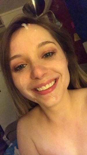 Cumslut selfie.