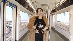 FTV Giulia Wylde - Flashing in the Train