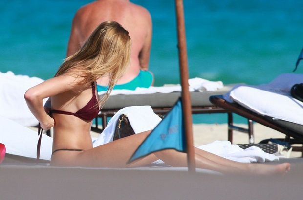 Ashlen Alexandra Nude pic Boobs in Miami Beach
