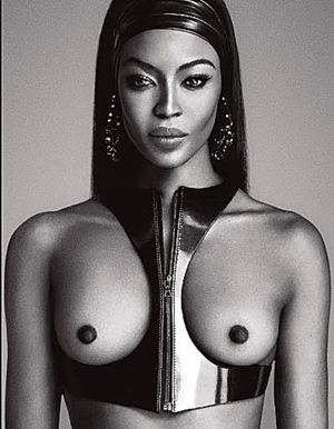 Naomi Campbell Nude LEAKED Pics & Topless Sexy pics