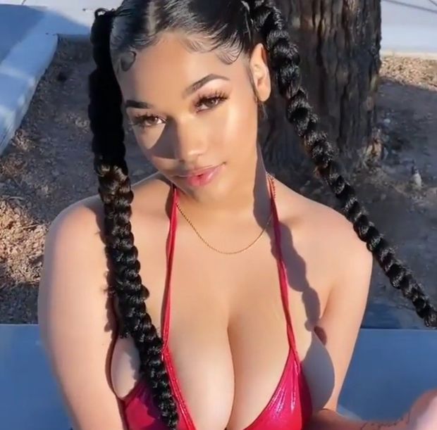 Lexie pigtails pull