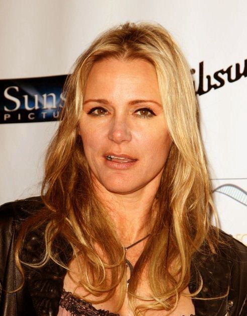 This blonde is so radiant.