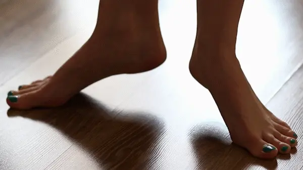 Pulsing on tiptoes in different position