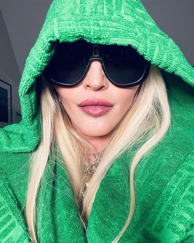 [ ｎｉｃｅｌｉｐｓ hoodie babe M Ⱥ Đ Ø N N Ⱥ ]