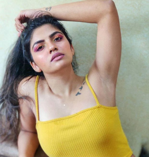 indian in yellow