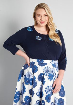 Undress my hot curvy body and do whatever you want to it