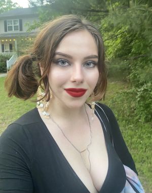 Alice. aka MediumPsychological19