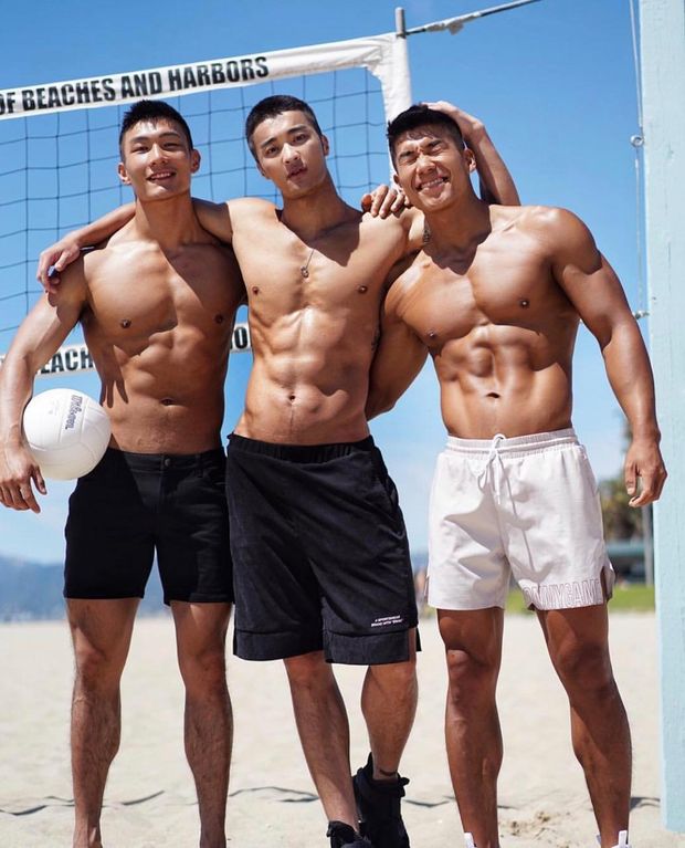 Asian volleyball guys