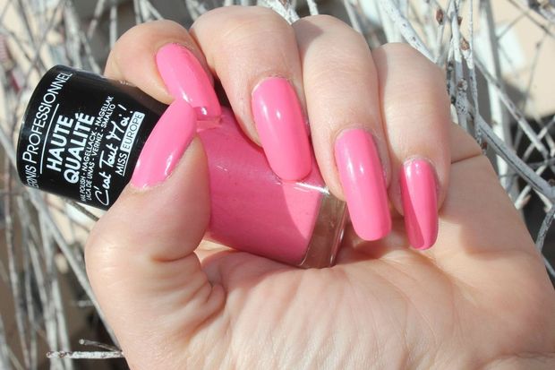 Pink long nails