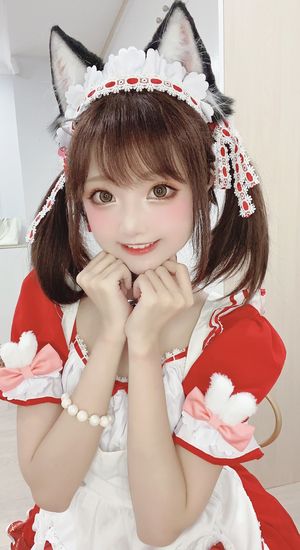 Cute Asian Petgirl Maid
