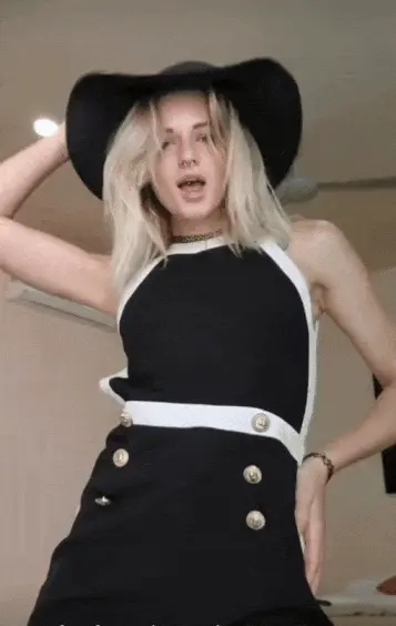cute french chick