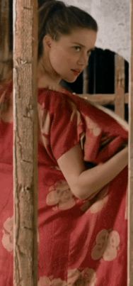 Amber Heard glamorous tushy