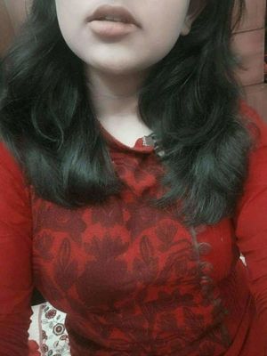 Indian desi teen with very hot full lips