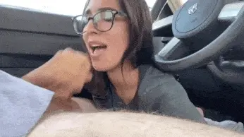 Ejac dans la voiture