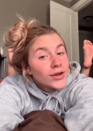 Sexy teen showing off her sexy soles