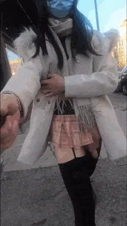 Exposed Shemale stroll