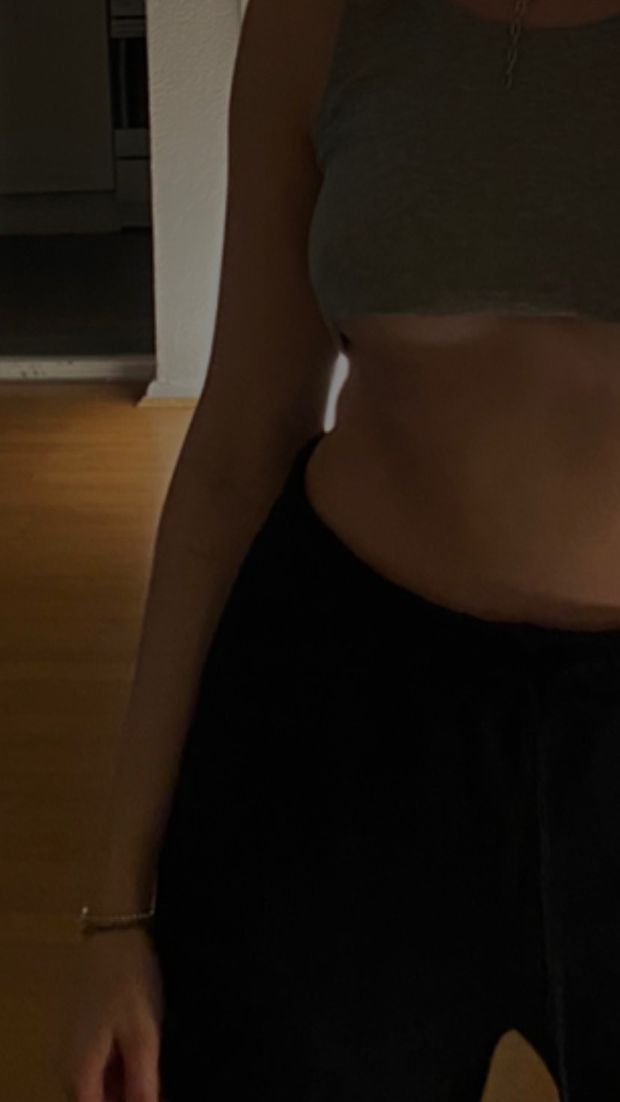 delicious underboob