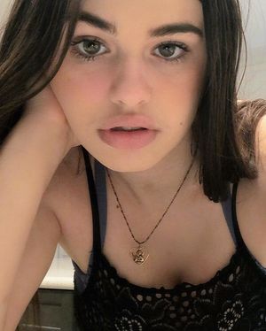 The face bloom on this unknown is exquisite and the BJL.