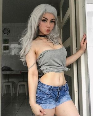 Silver-haired maria fernanda galvao