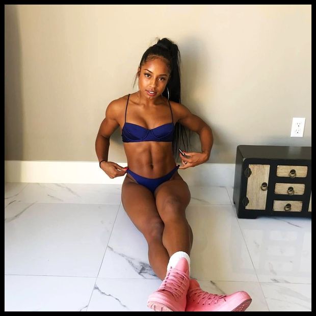 [ #Toned-body ／ #Petite ]