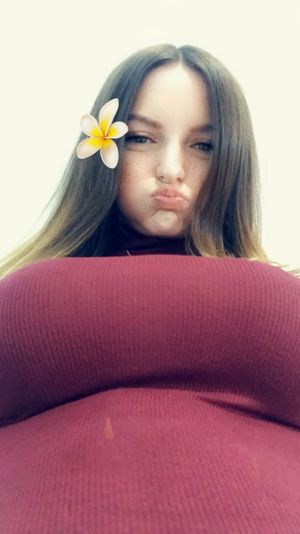 Dakota Blue Richards Leaked The Fappening Photos