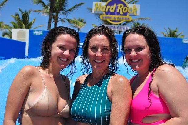 “Thanks mom for the great boobs”