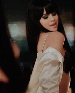 Selena Gomez - Hands To Myself 01