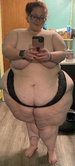 Ssbbw wide hips