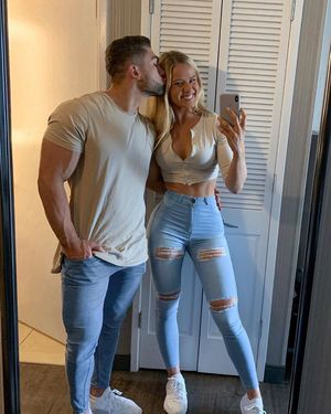 Hot Pinterest Couple - Dominique Asgeirsdottir