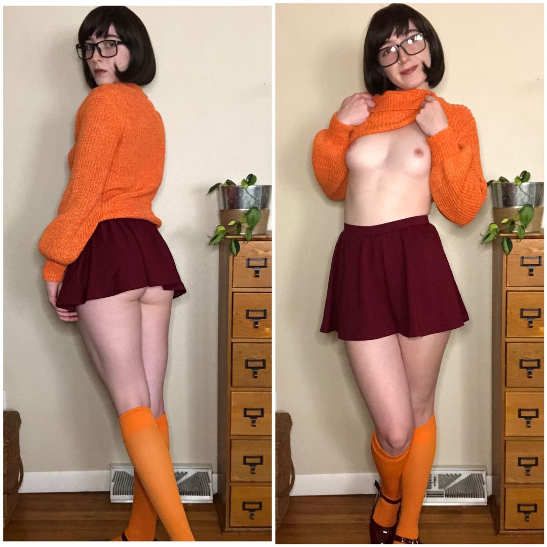 Velma cosplayer