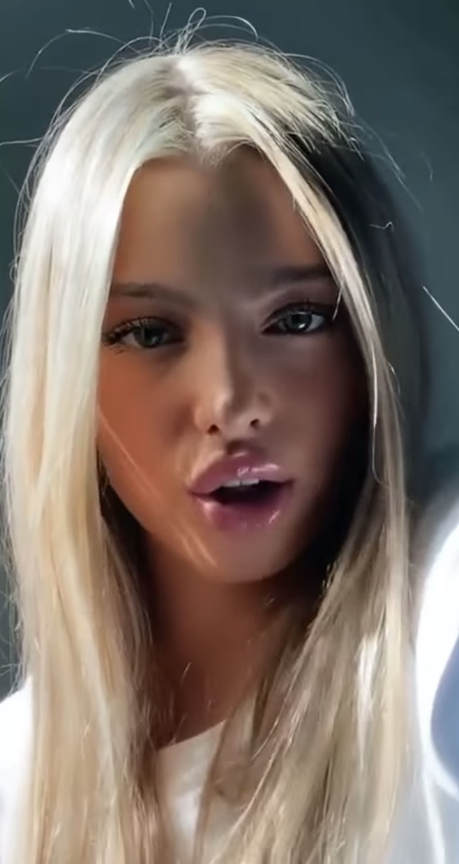 Hot blonde with DSLs
