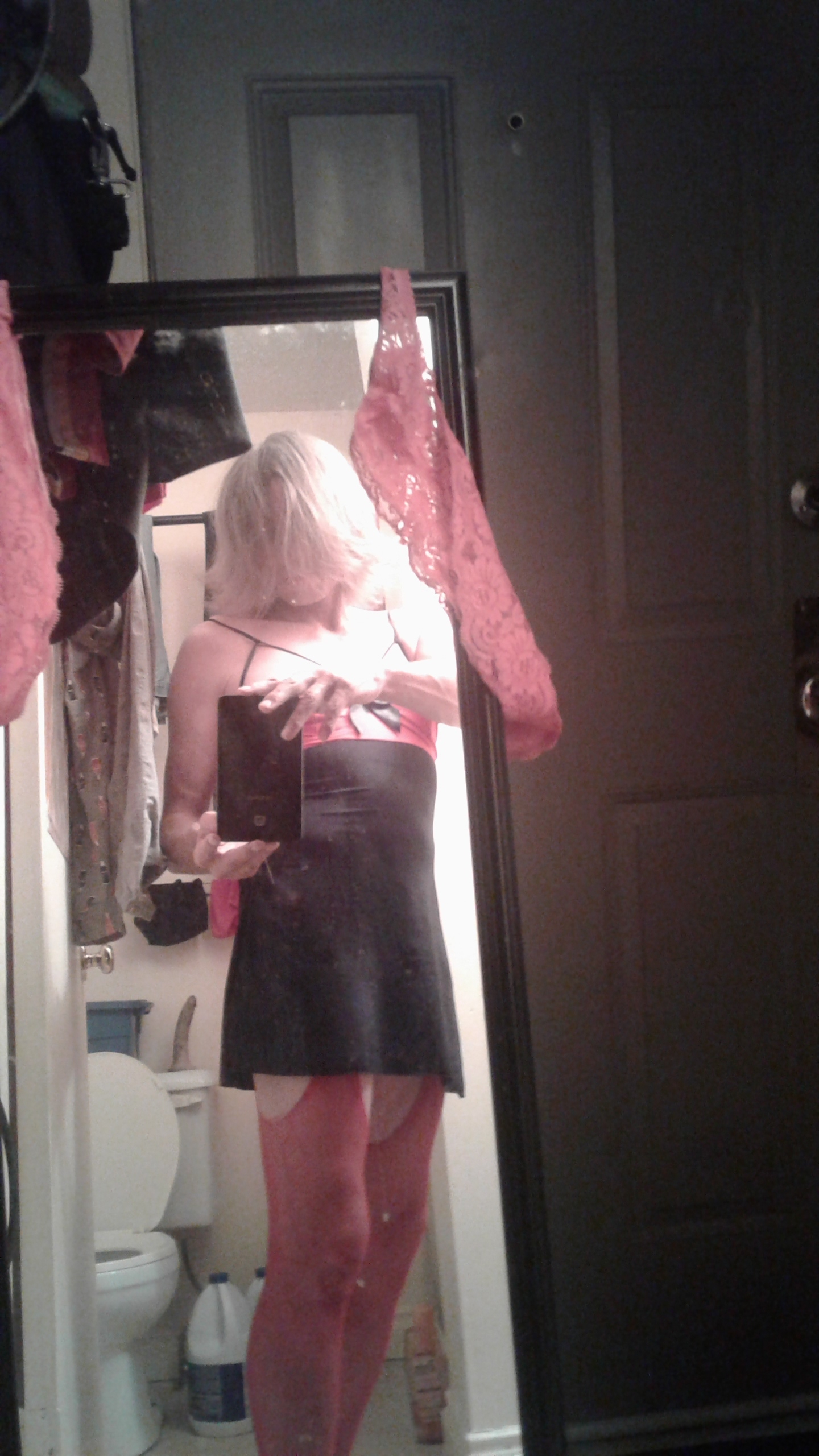 dressing up to play with my boihole, seeking BBC, groups, popper whore for use