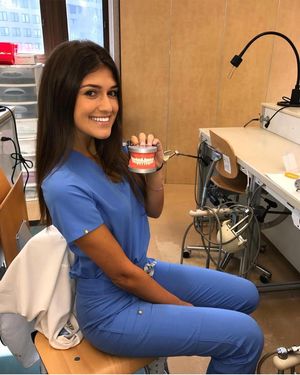 Hot dental assistant