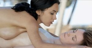 lesbian boob rubbing