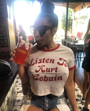 Bimbo goes braless in another bar