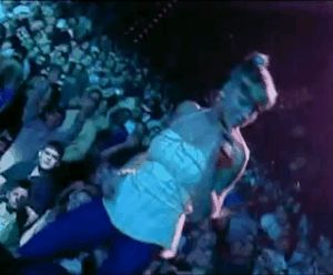 Fergie horny dance on stage