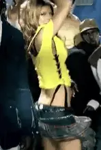 Sexy mama fergie working that booty
