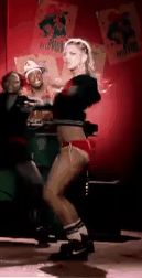 Sexy slut fergie bouncing that ass