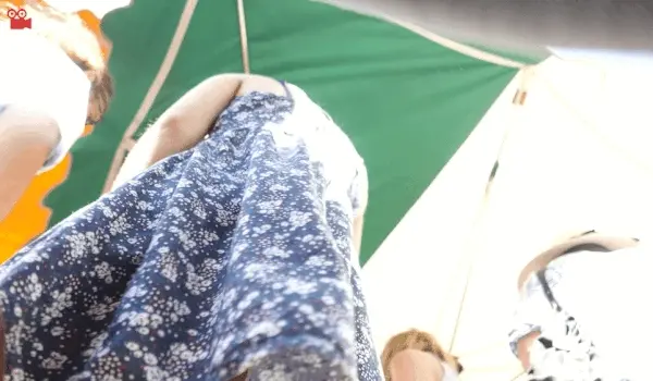 Up skirt