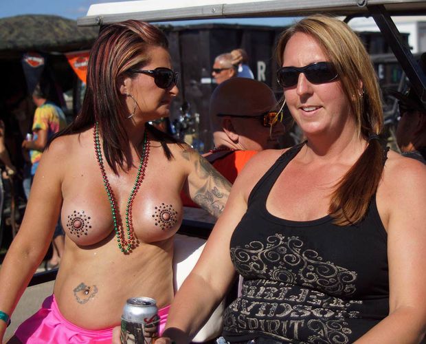 Biker rally tits