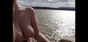 Taking nudes of my best friends girlfriend