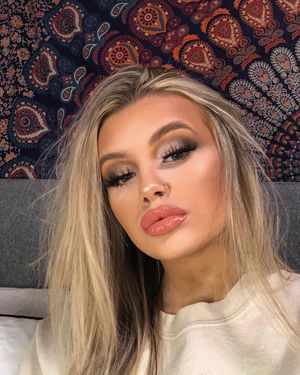 Blonde secretary..suck the boss anytime, anywhere and swallow daily..