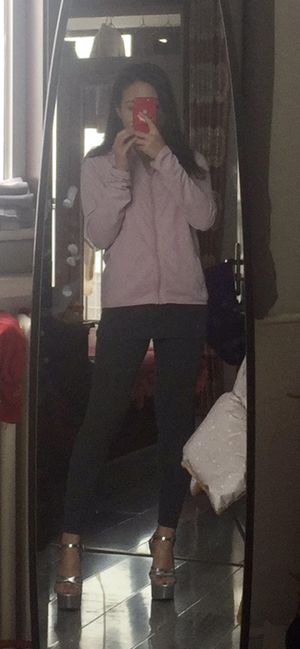 Wear on my sexy heels and wait for huge cock!